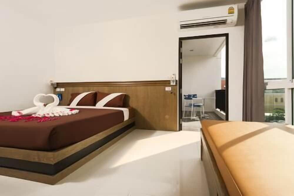 Фото 7Q Bangla Hotel