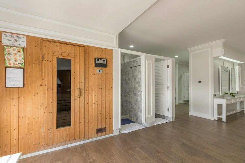 Фото Cape House Hotel