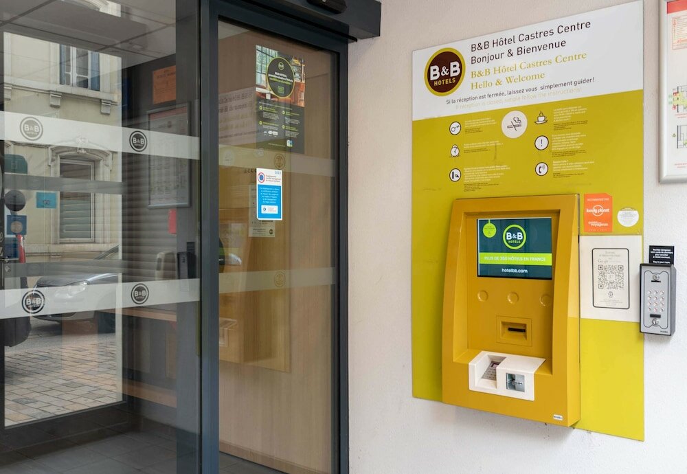 Фото B&B Hotel Castres Centre Gambetta