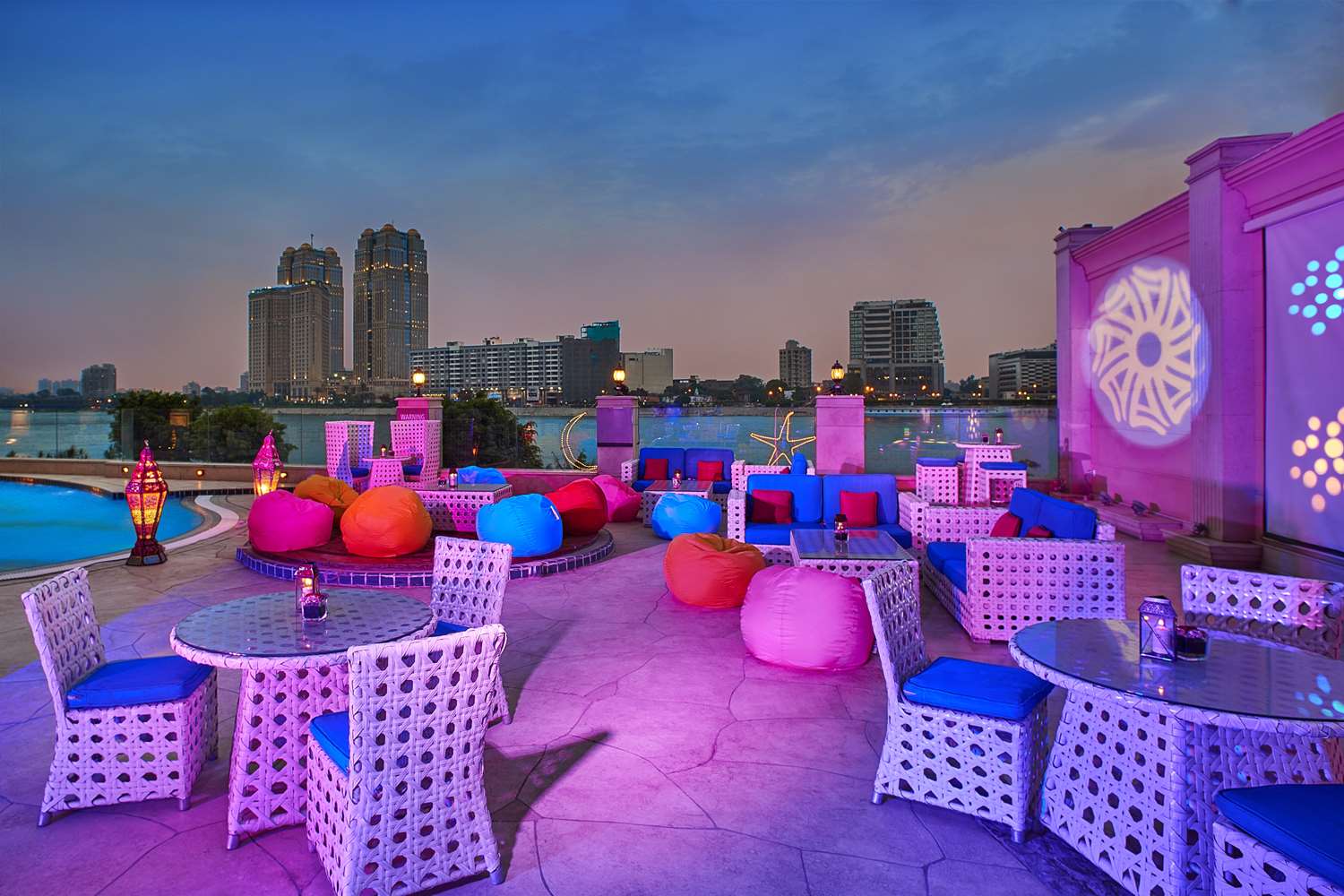 Фото Hilton Cairo Zamalek Residences