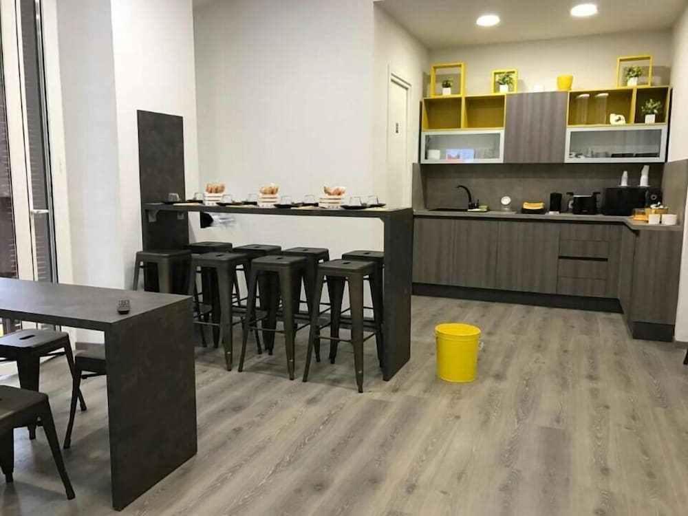 Фото Sensation House