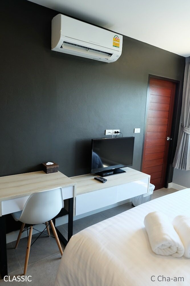 Фото C Cha-am Hotel
