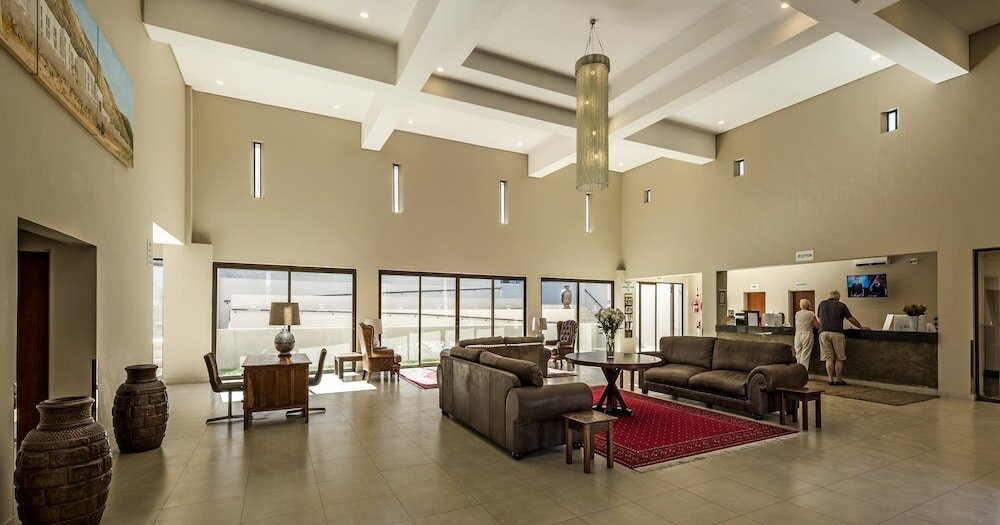 Фото Springbok Inn by Country Hotels