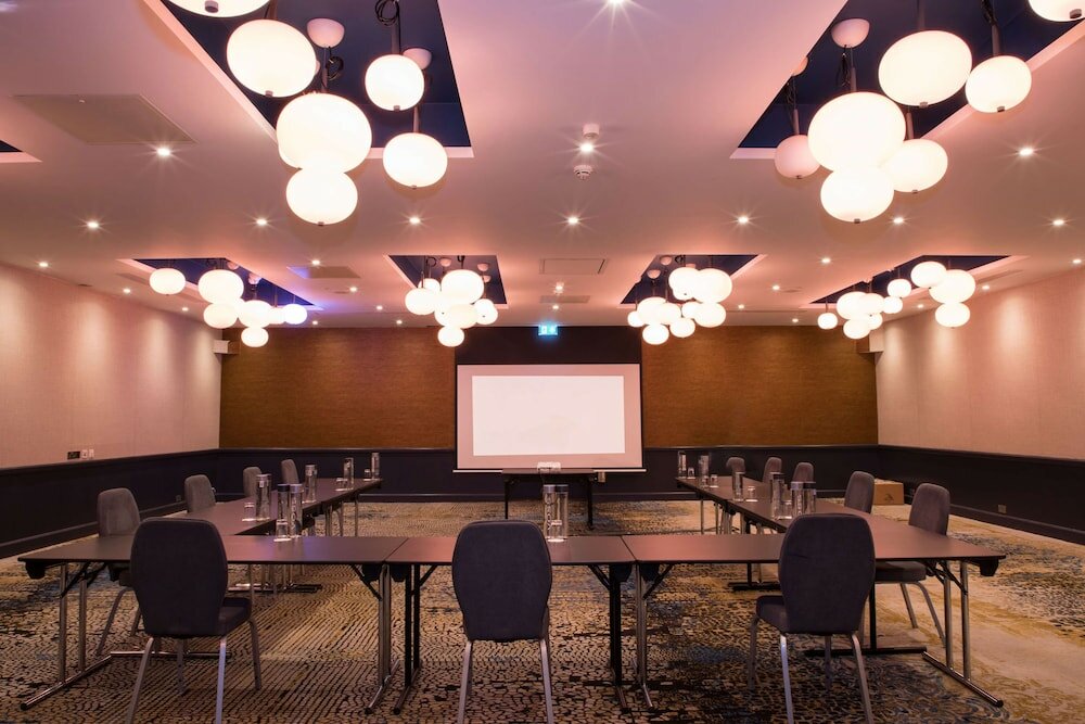 Фото Best Western Plus Moat House Reading