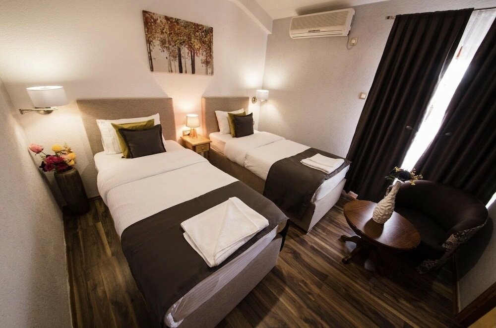 Фото Hotel Ideal