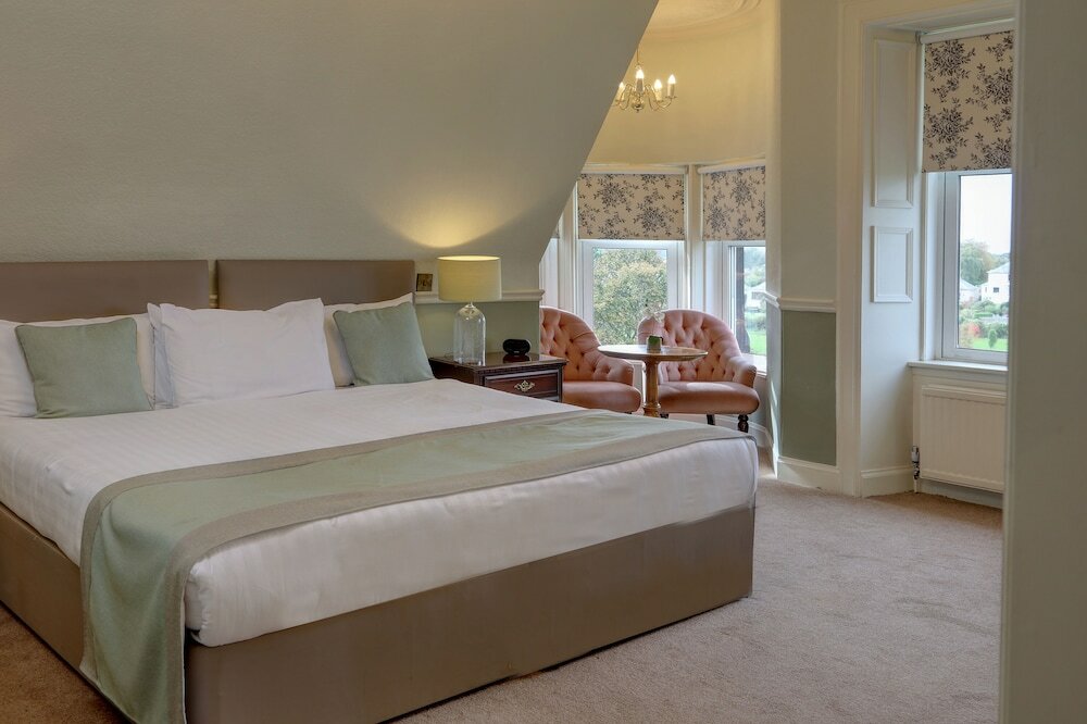 Фото Best Western Edinburgh South Braid Hills Hotel