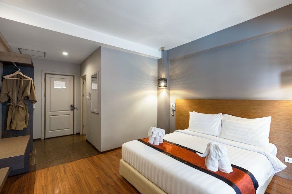 Фото отеля 2