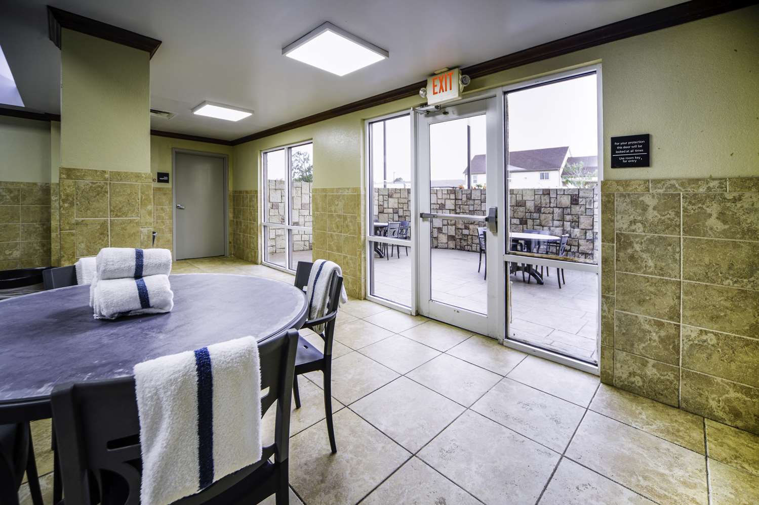 Фото Hampton Inn Bryant