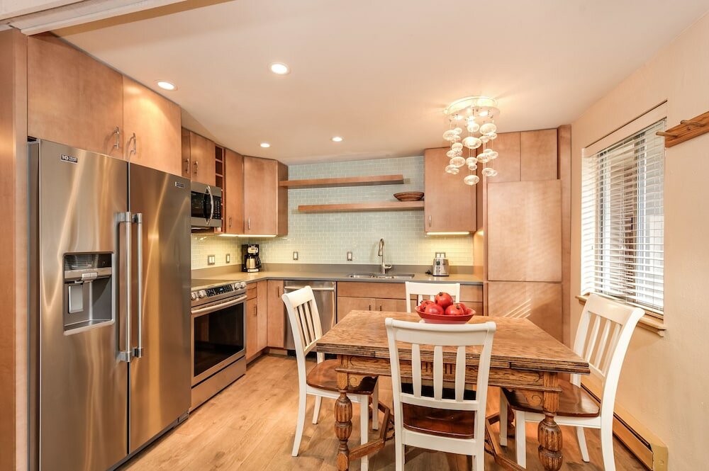 Фото Aspen Silverglo by Frias