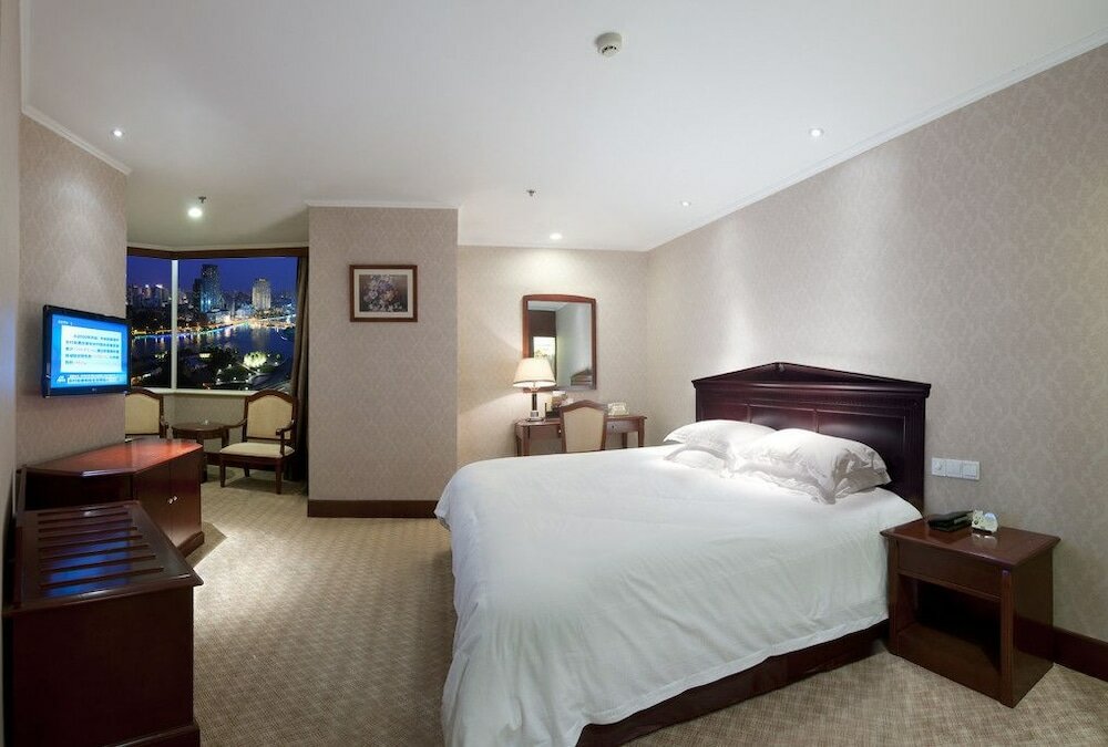 Фото Golden Port Hotel