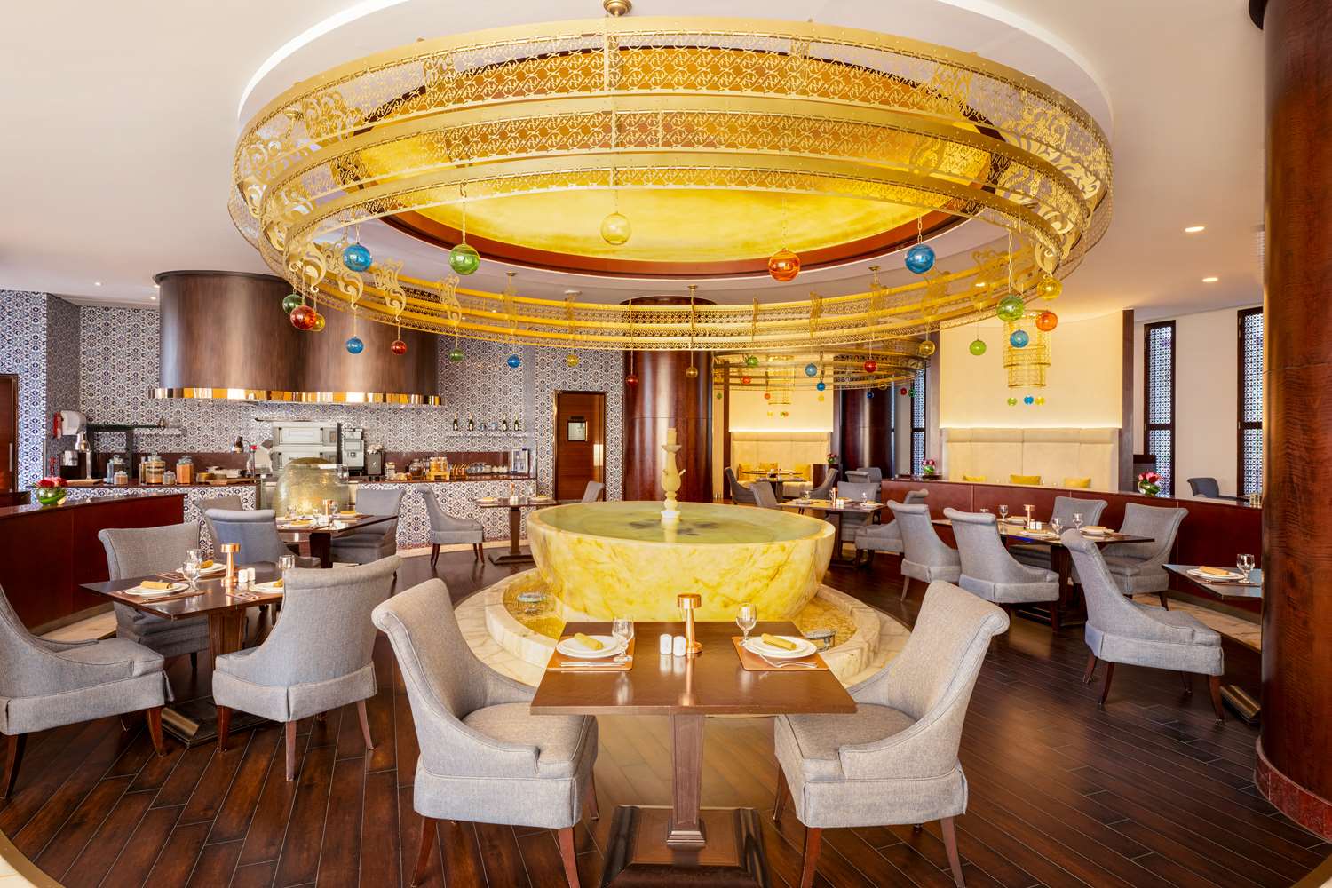 Фото Hilton Riyadh Hotel & Residences