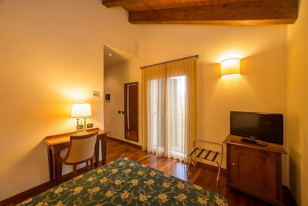 Фото Hotel Conte Verde