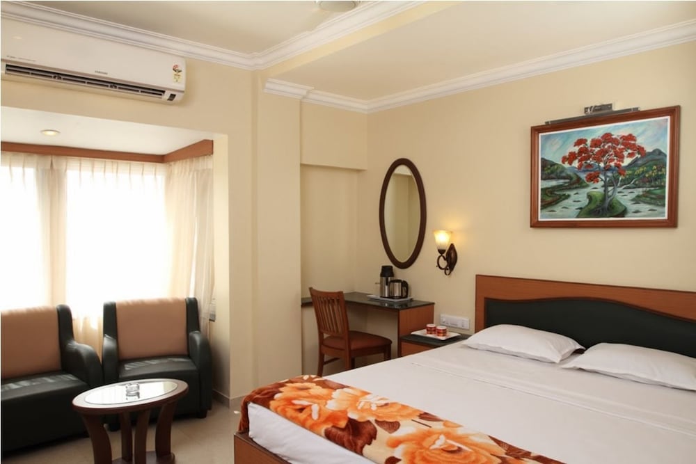 Фото Nahar Manchester Inn