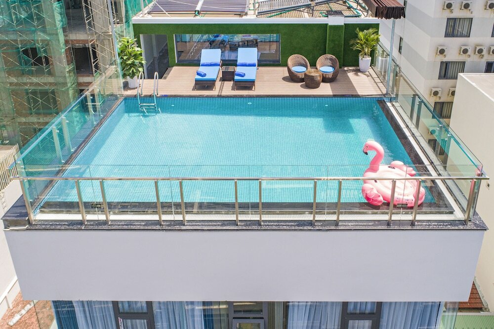 Фото Celina Hotel & Apartment