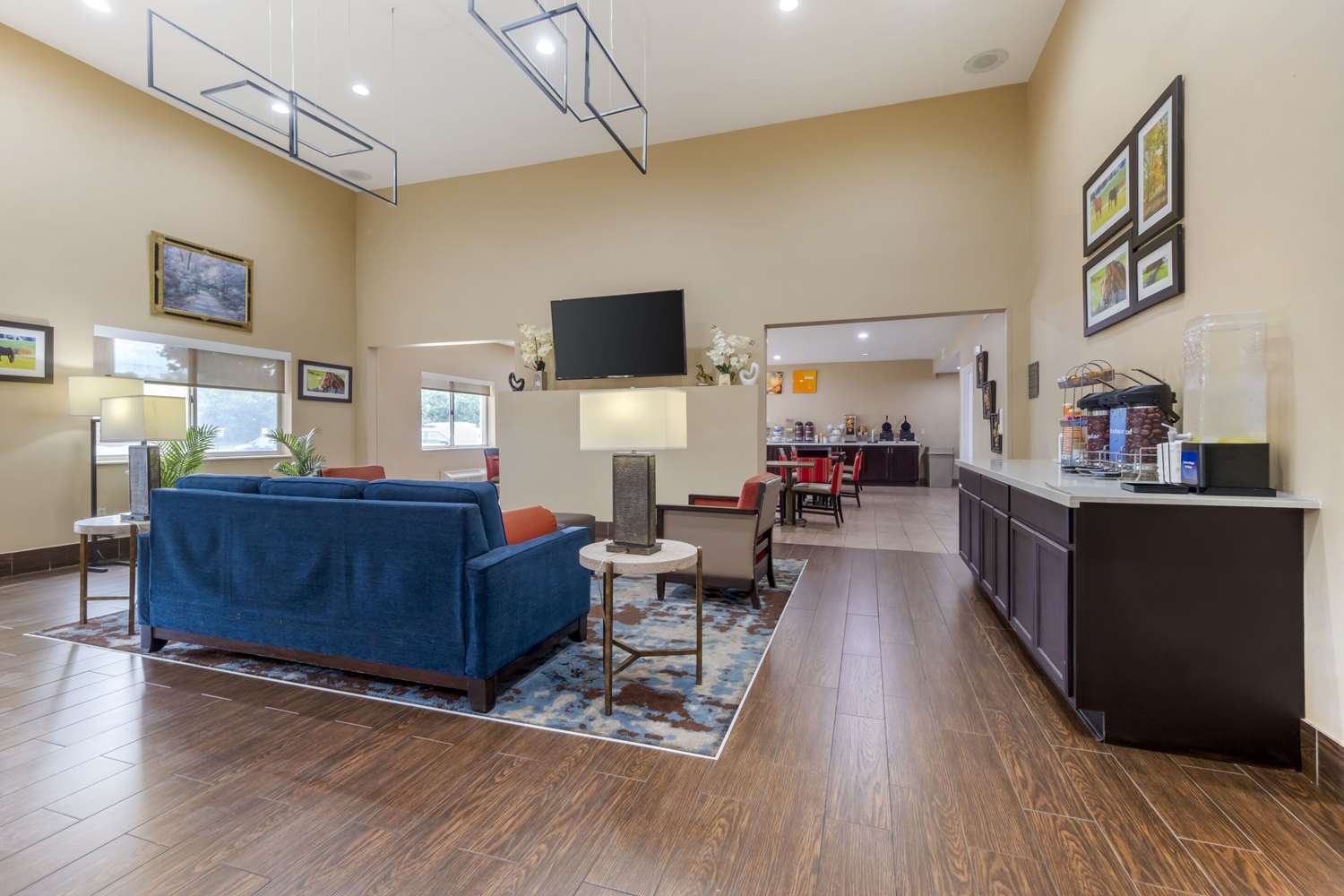 Фото Comfort Suites Keeneland