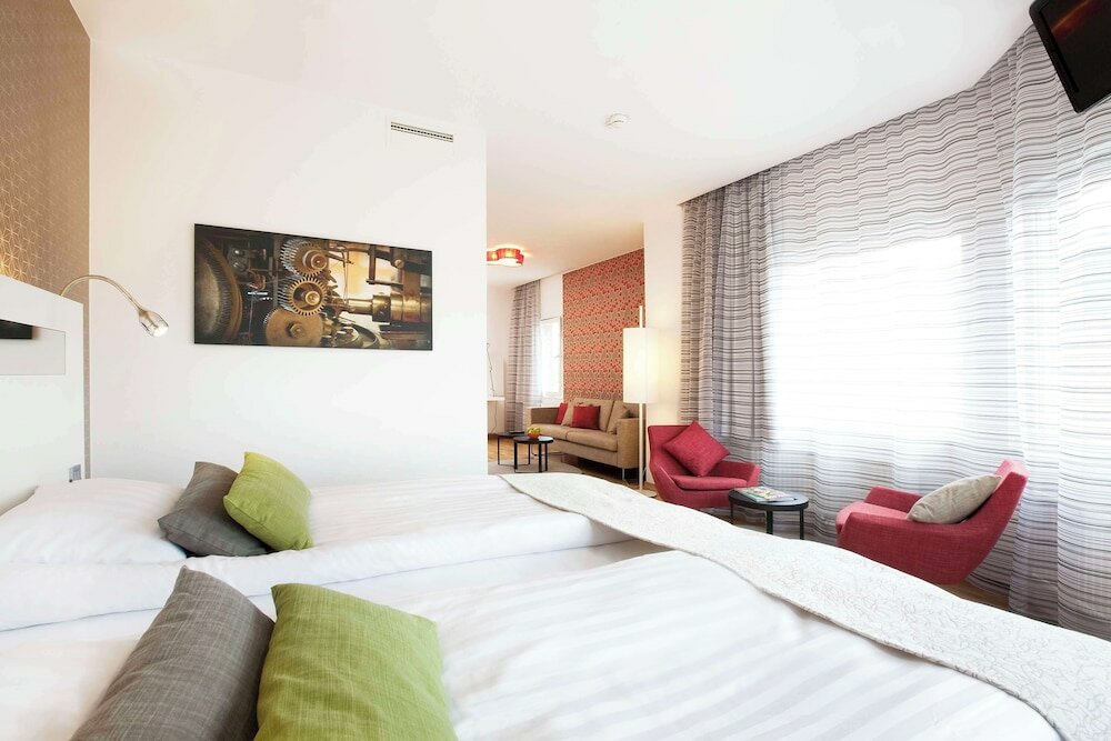 Фото отеля 2