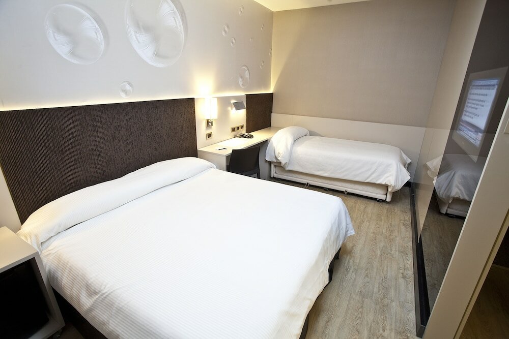 Фото Two Hotel Buenos Aires