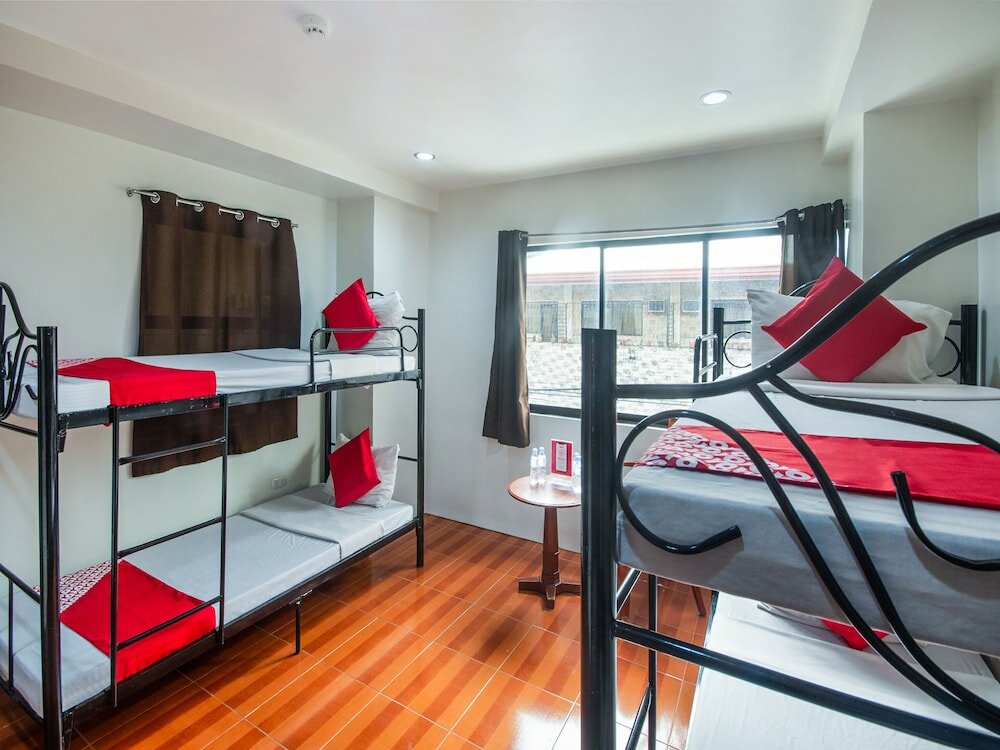 Фото Oyo 443 Maria Cristina Arcade Suites