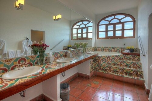 Гостиница Hotel Alta Las Palomas в Санта-Ане