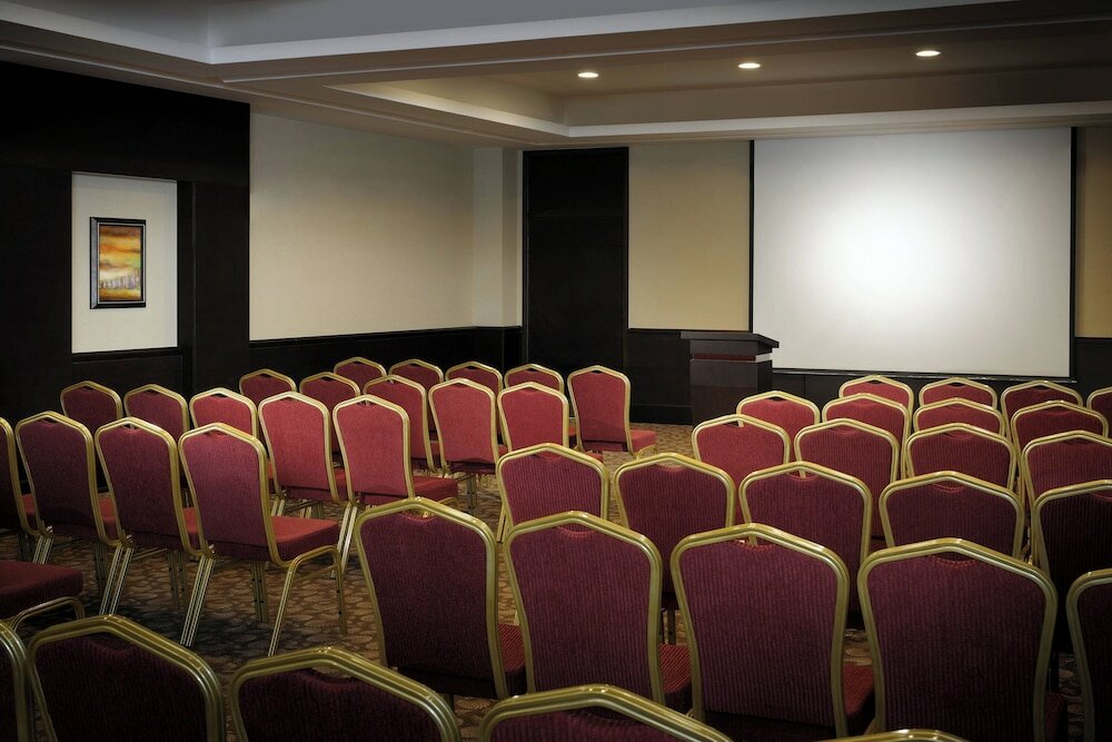 Фото Courtyard by Marriott Riyadh Diplomatic Quarter