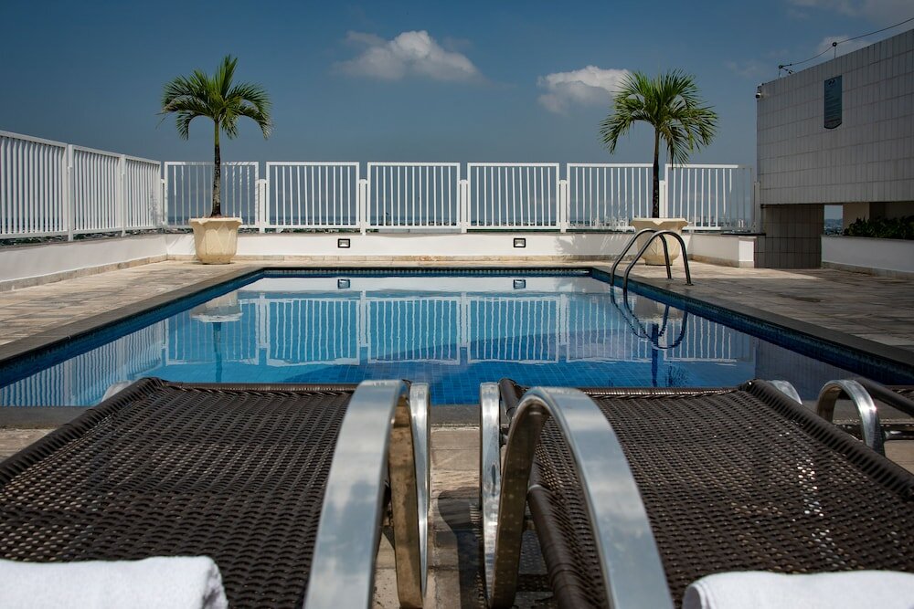 Фото Hotel Adrianópolis All Suites