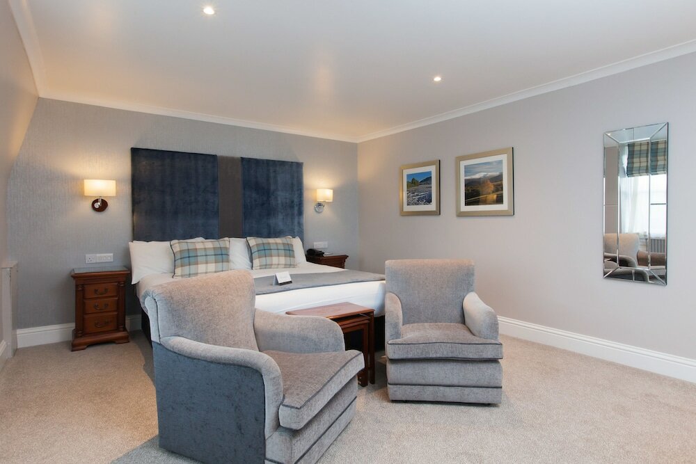 Фото Aberdeen Douglas Hotel