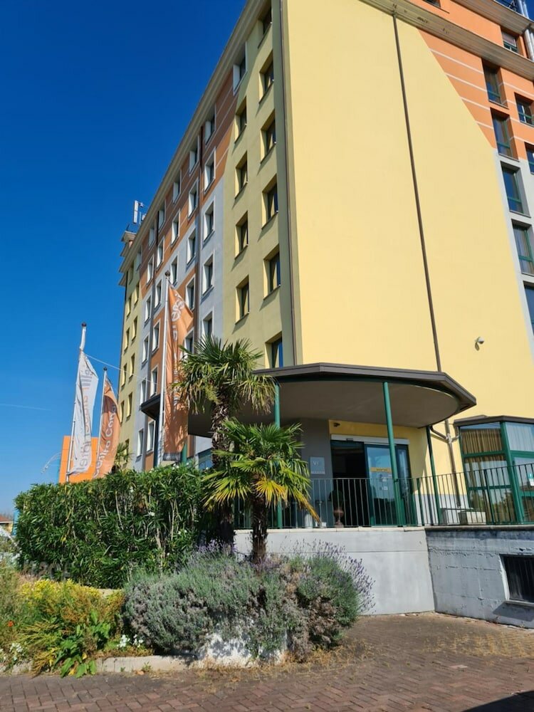 Фото Vercelli Palace Hotel