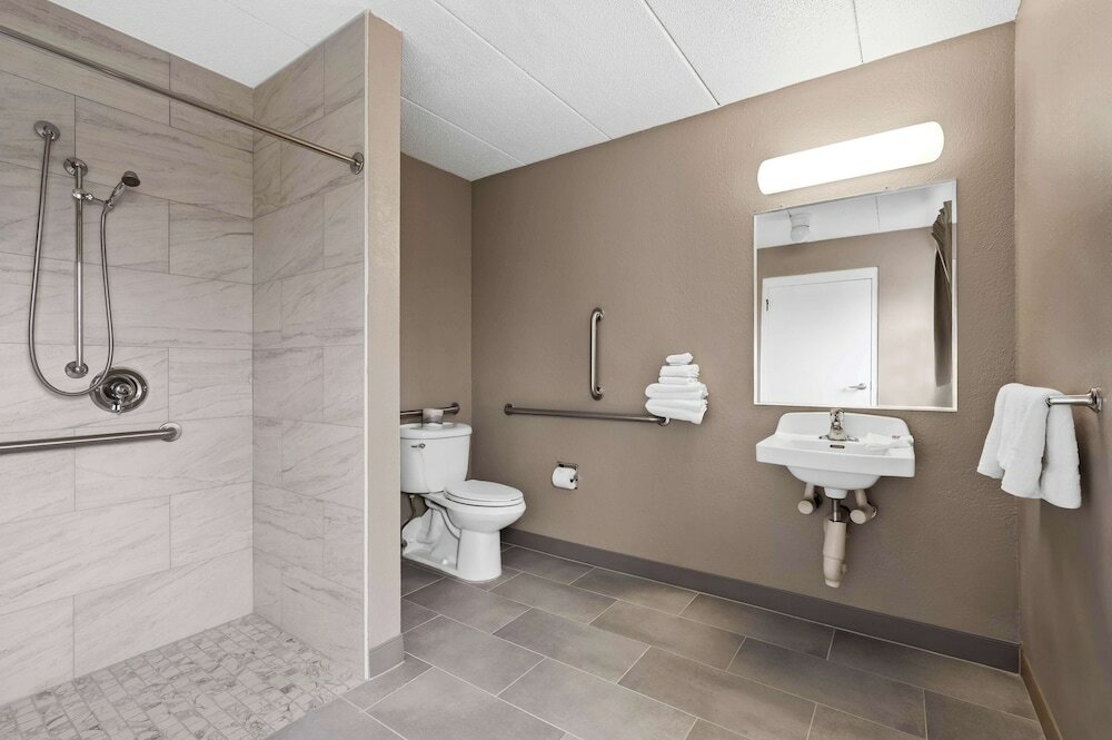 Фото Motel 6 Portland, Me