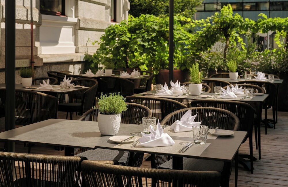 Фото Hotel Alden Splügenschloss Zürich - Leonardo Limited Edition