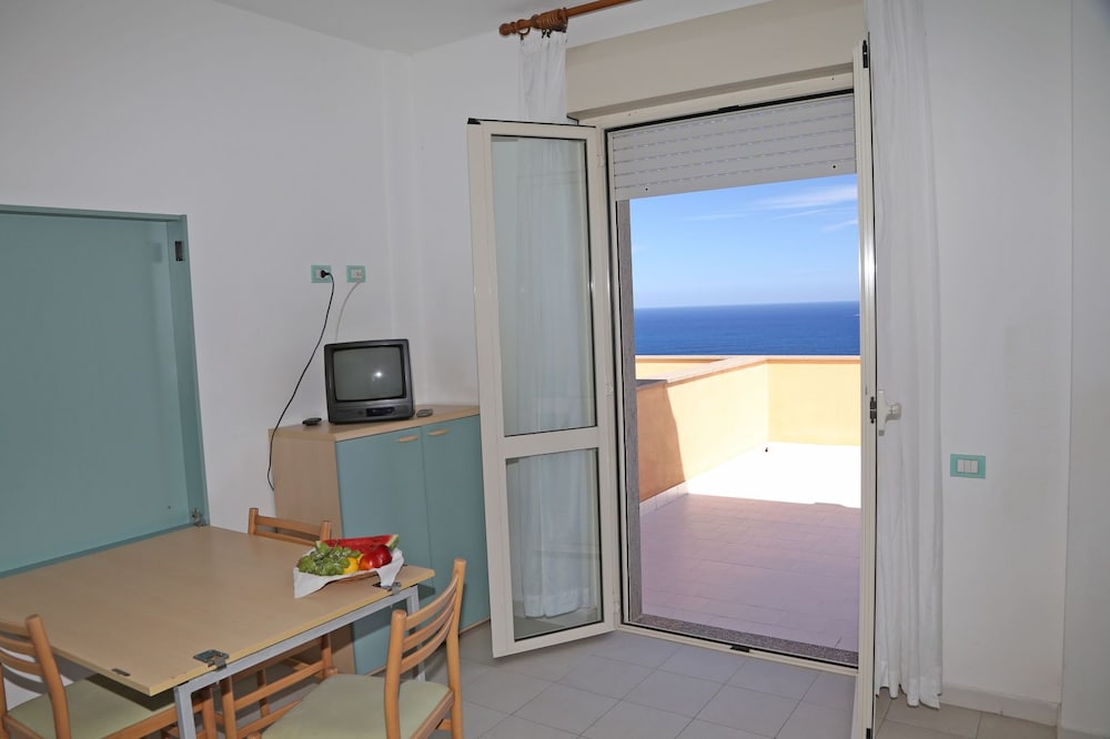 Фото Hotel Residence La Baia