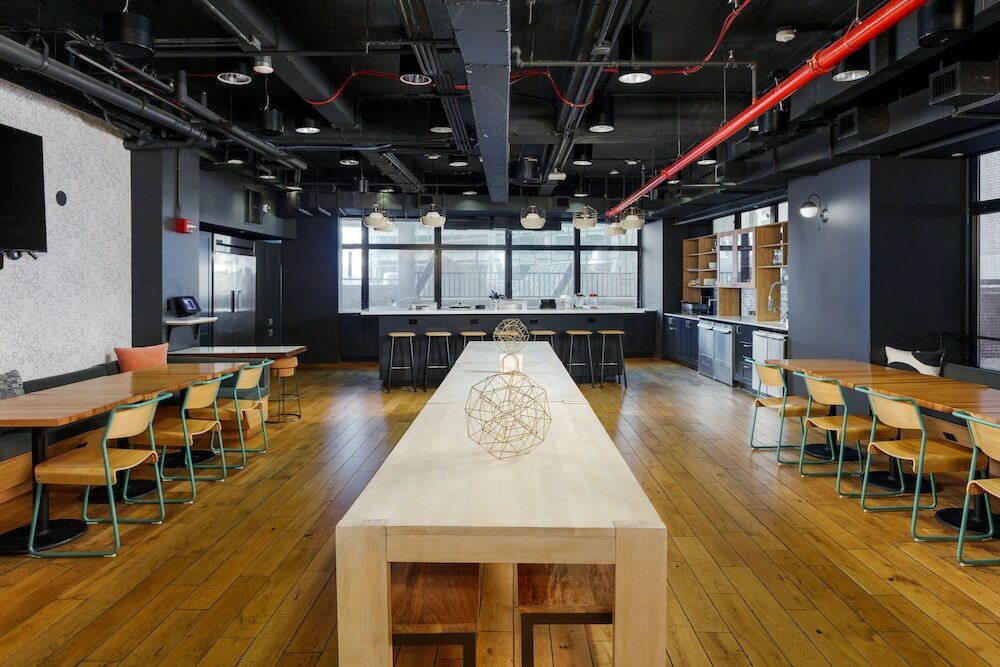 Фото Placemakr Wall Street