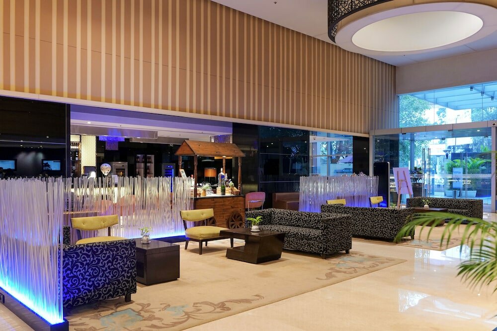 Фото Novotel Pune Viman Nagar Hotel