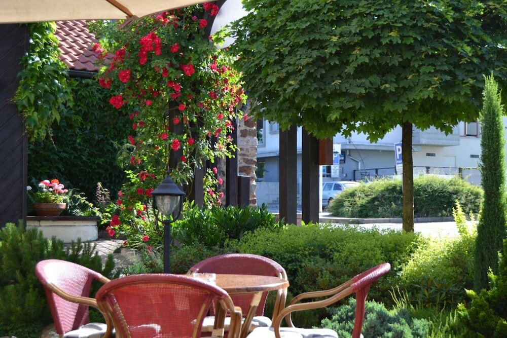 Фото Park Hotel Pruhonice