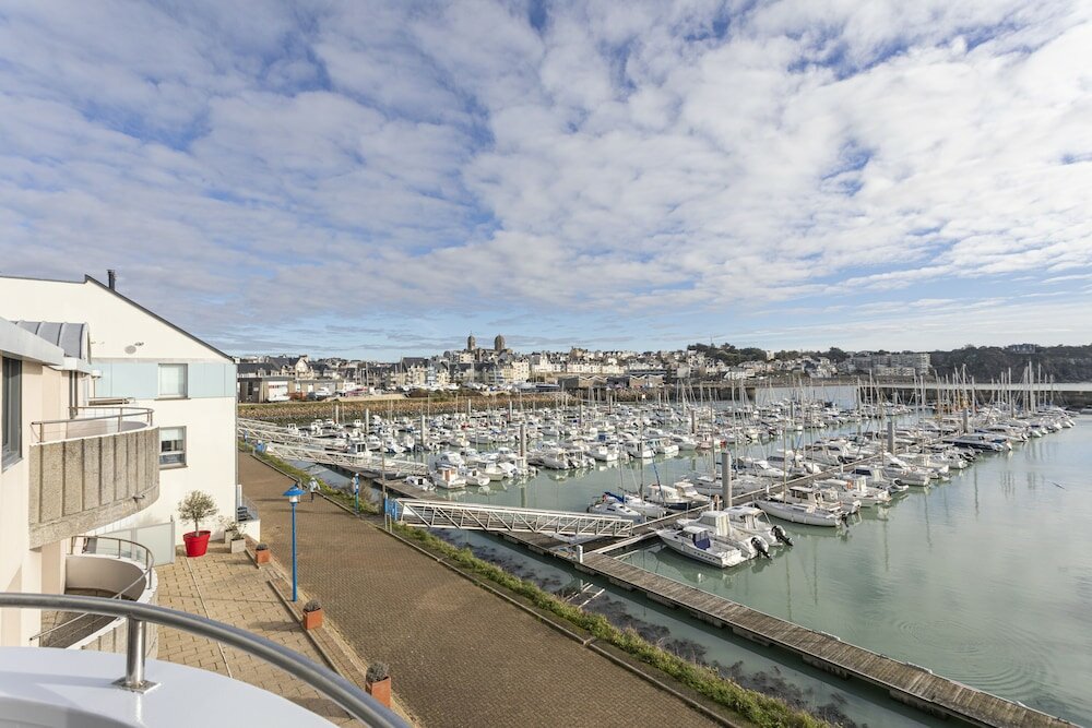 Фото ibis Granville Port de Plaisance