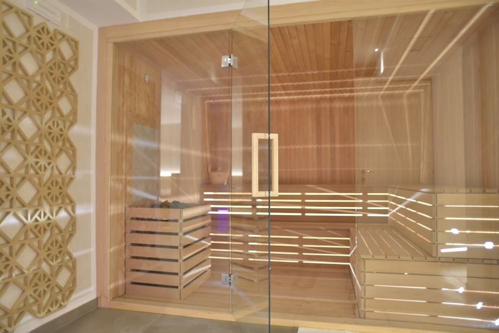 Фото Amsterdam Suite Hotel & SPA