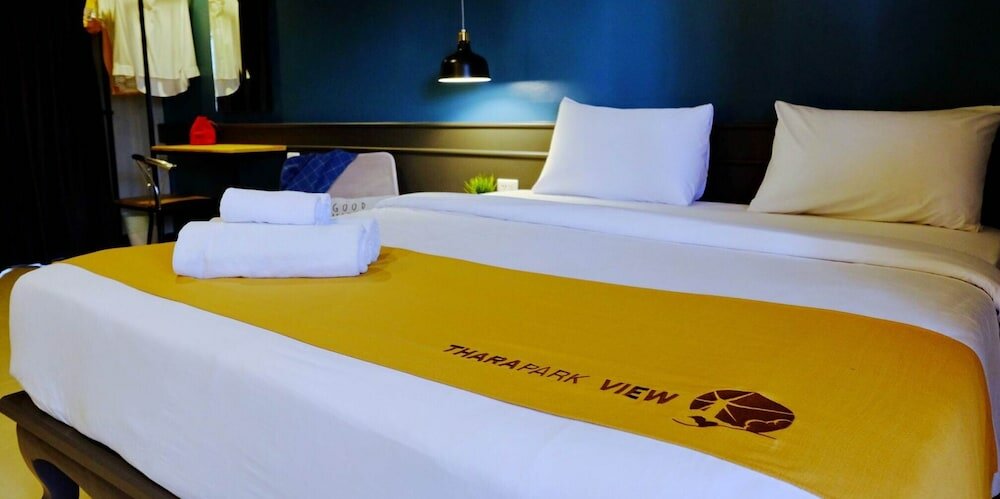 Фото Tharapark View Hotel