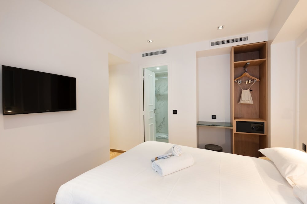 Фото Hotel au Coeur de Republique 