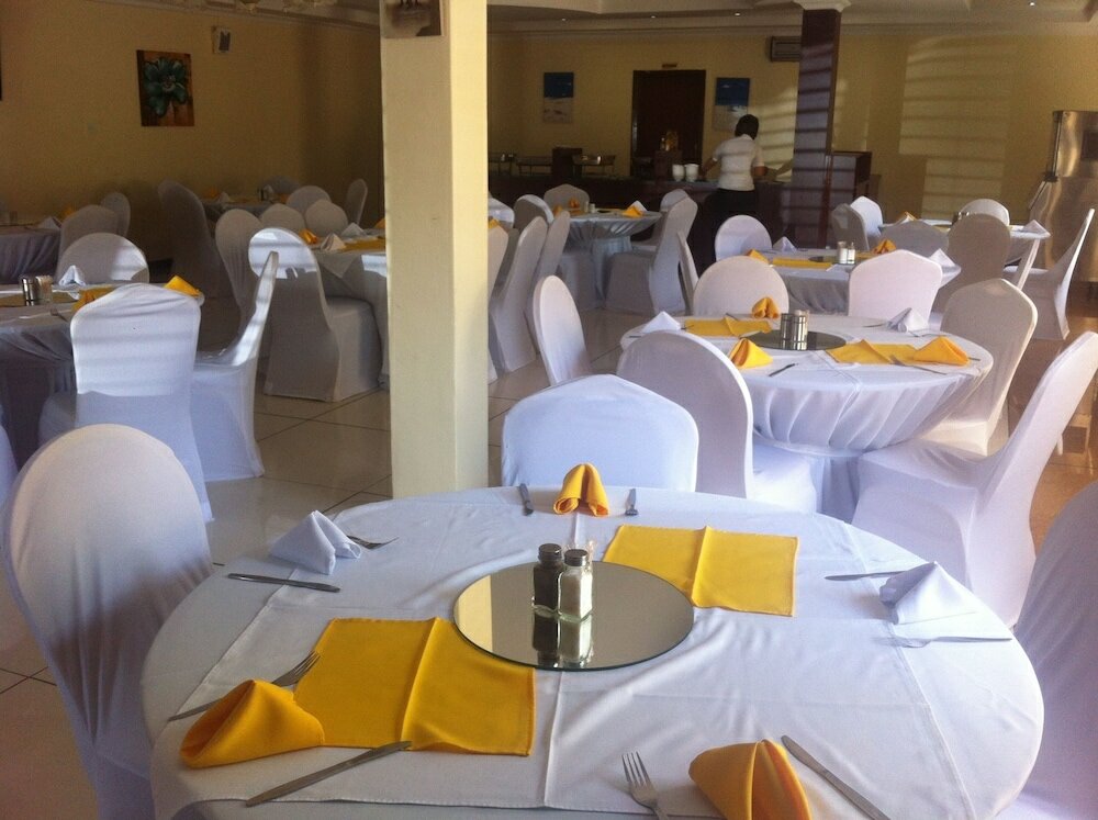 Фото Exec Closets Hotel