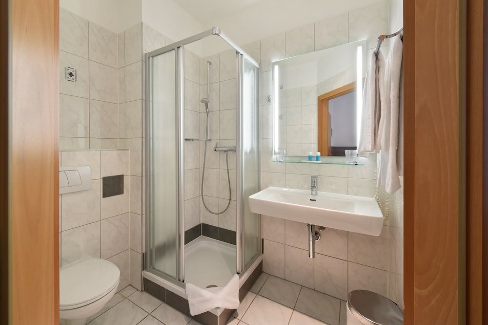 Фото Lucia Hotel