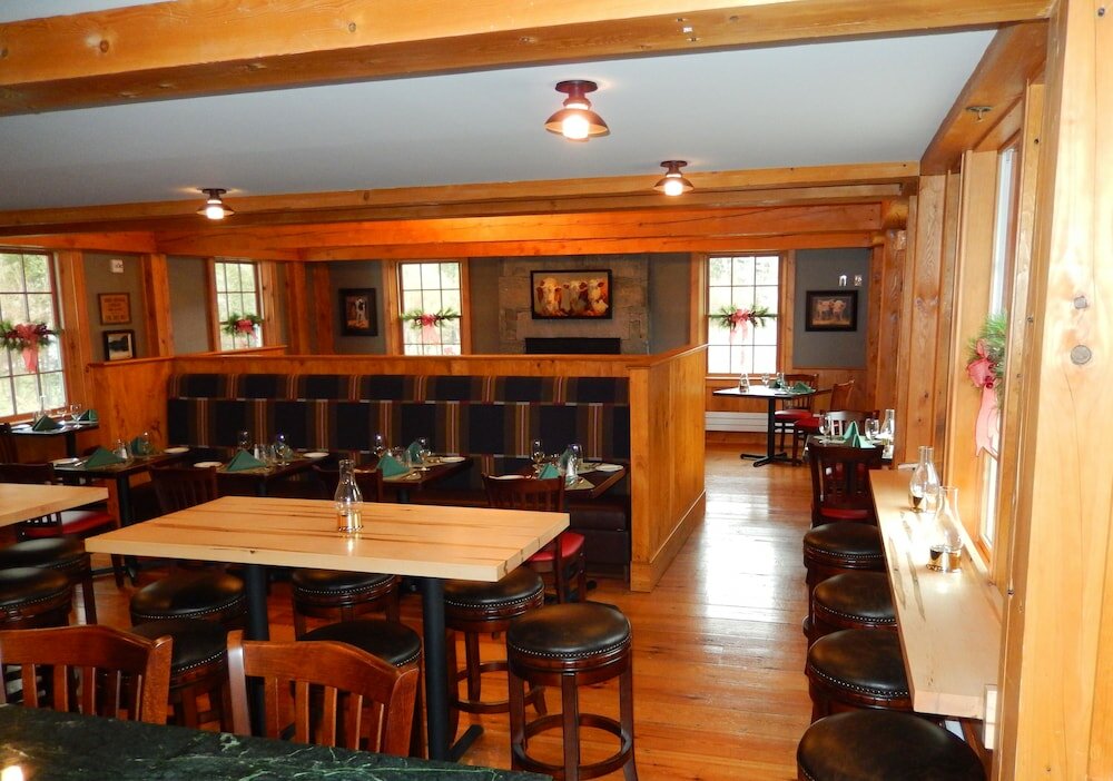 Фото The Lyme Inn