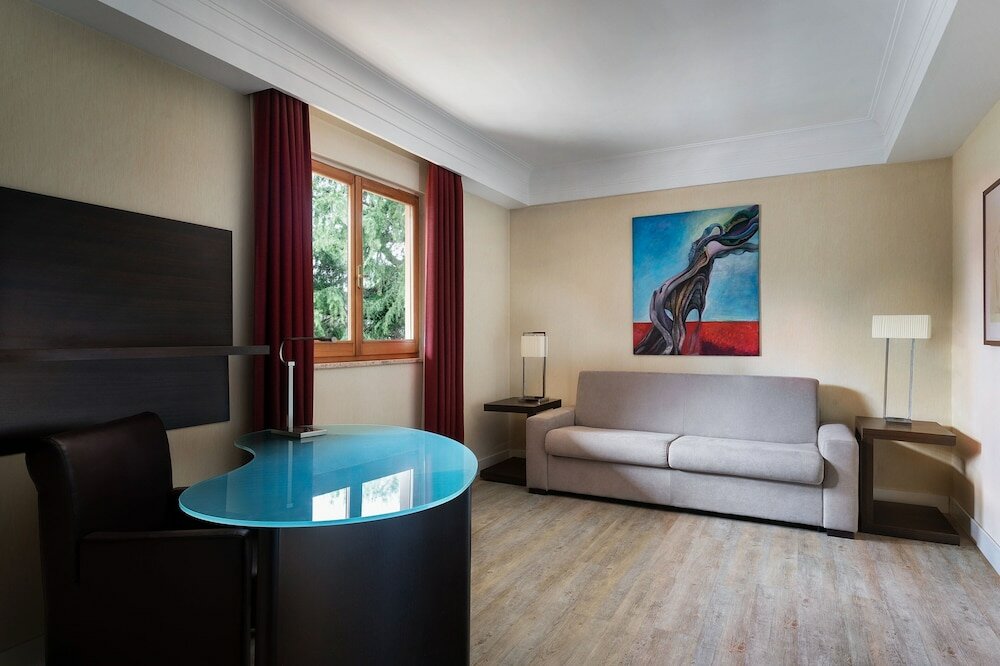 Фото Courtyard by Marriott Rome Central Park