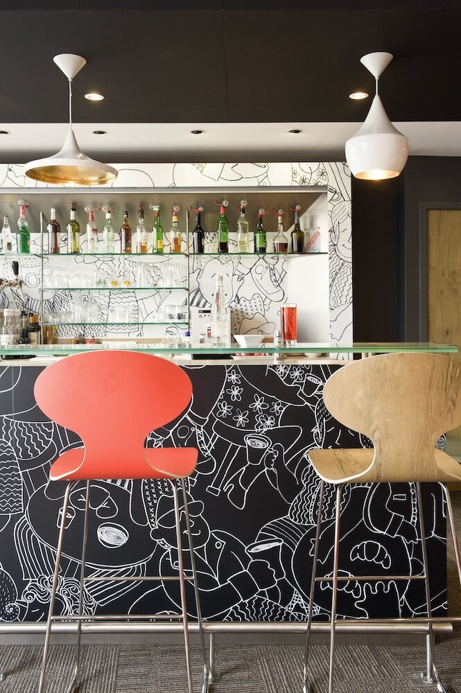 Фото Ibis Bordeaux Centre Gare Saint-Jean Euratlantique