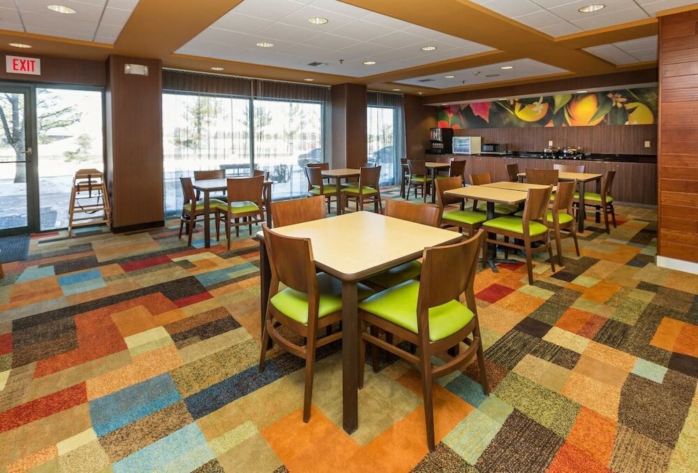 Фото Fairfield Inn and Suites by Marriott Des Moines West