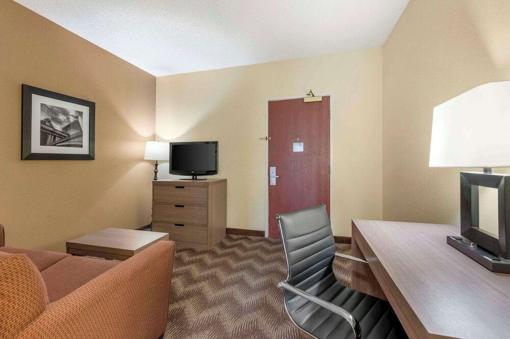 Фото Quality Suites