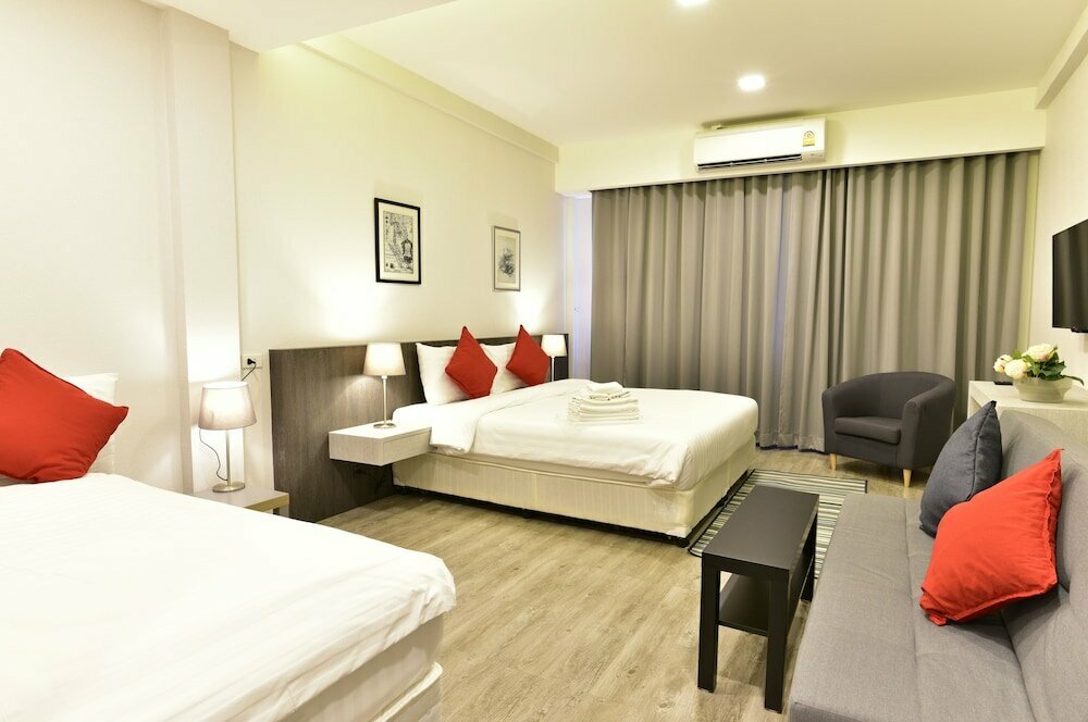 Hotel Ratchadamnoen Residence, Bangkok, photo