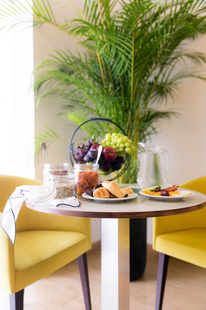 Фото Mikes Kanarium Hotel