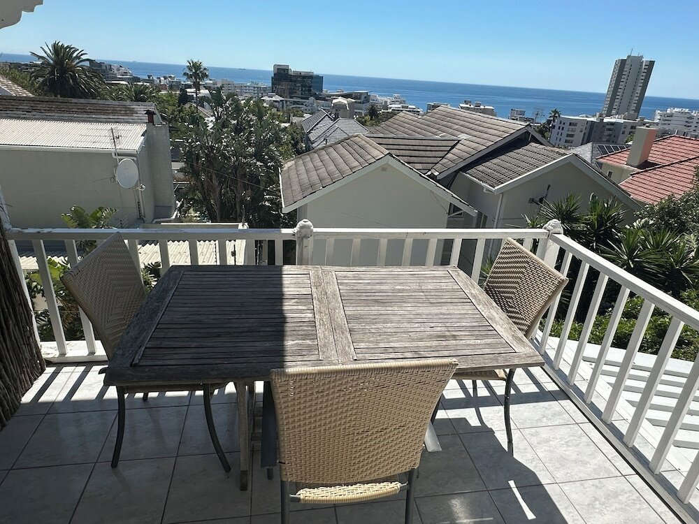 Фото Ashby Manor Guest House