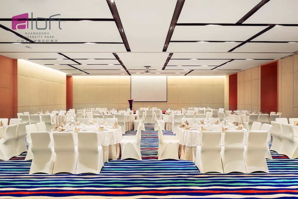 Фото Aloft Guangzhou University Park