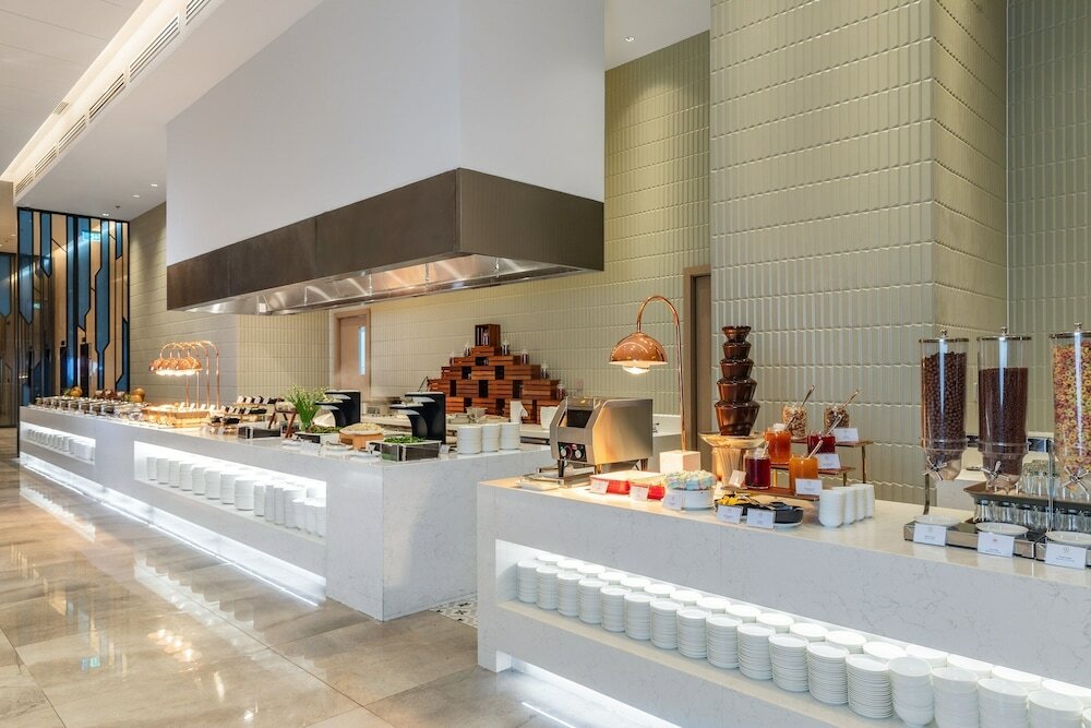 Фото Awaken Danang Hotel