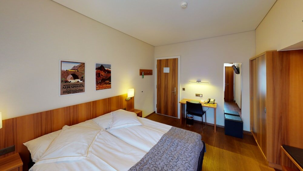 Фото Hotel Ambassador Brig